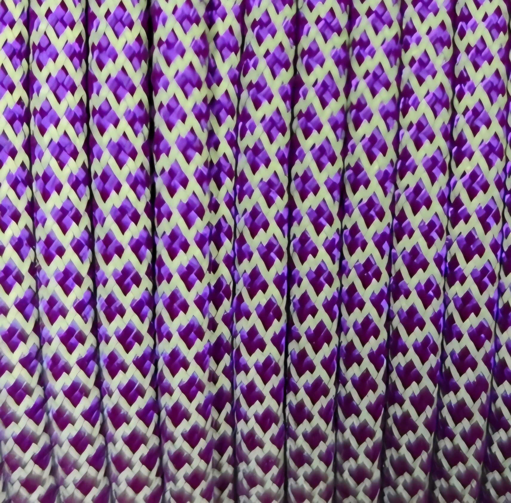 Purple reflectet